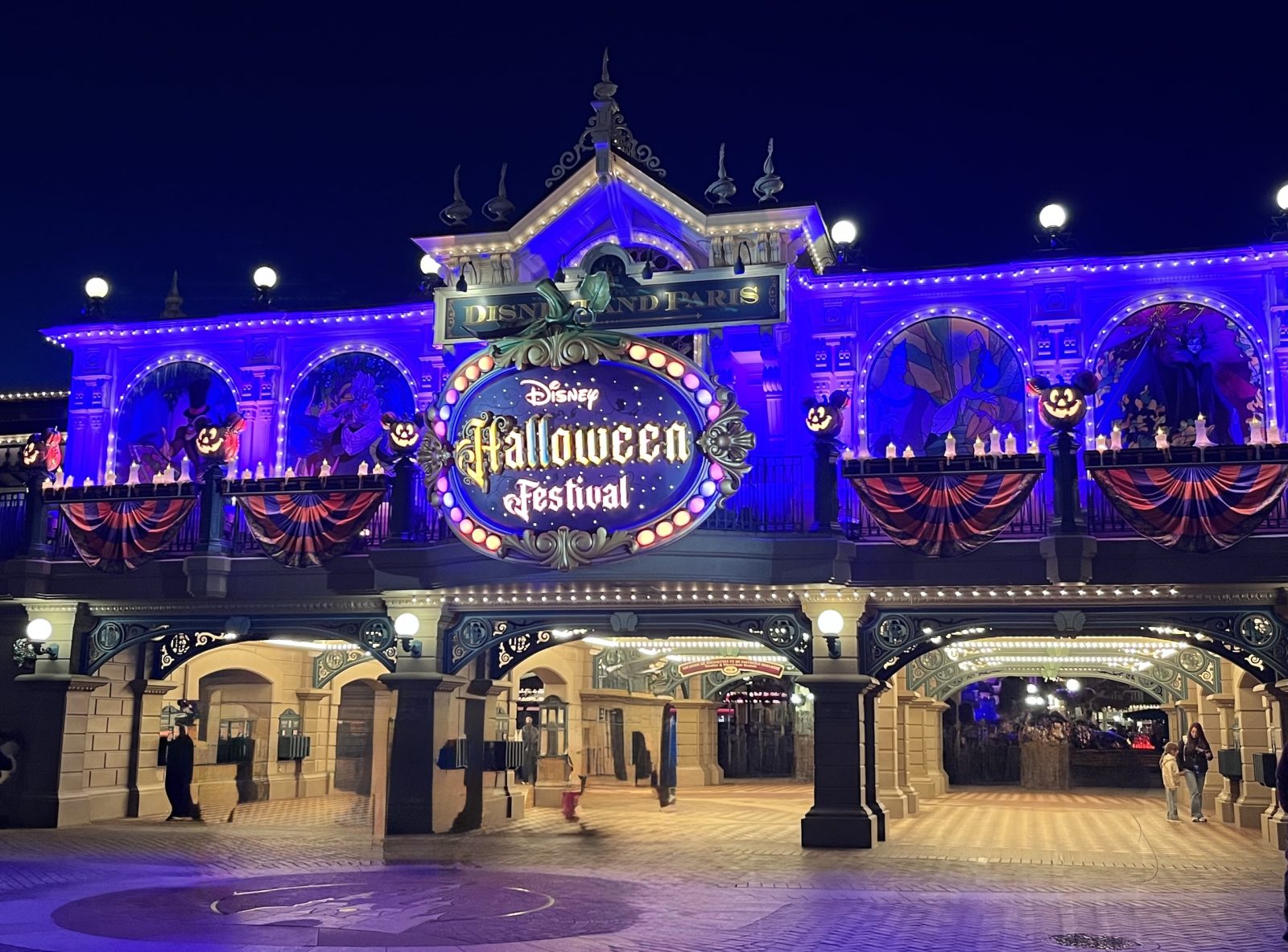 Halloween Festival disney: illuminations de nuit